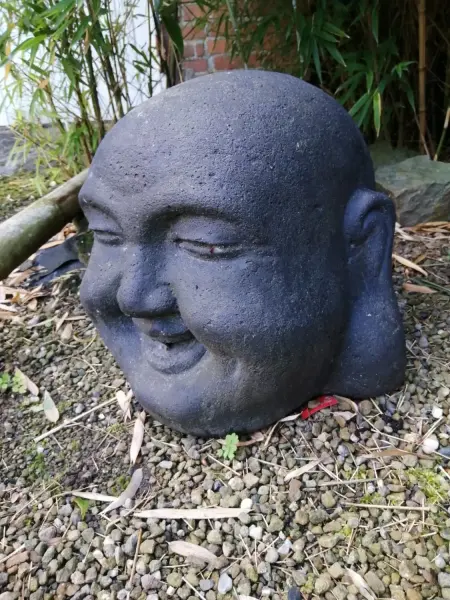 Artikelbild 3 des Artikels “Chinesischer Buddha-Kopf, lachend, 41cm Höhe, Steinguss, hohl, handgefertigt & farbig “
